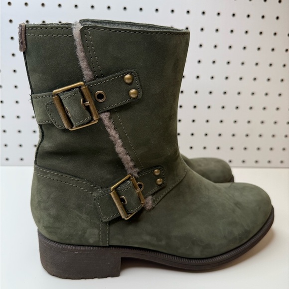 UGG Neils Boot in Green Suede with Buckle Detail - Picture 9 of 16